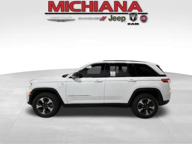 2024 Jeep Grand Cherokee Base for sale in Mishawaka, IN
