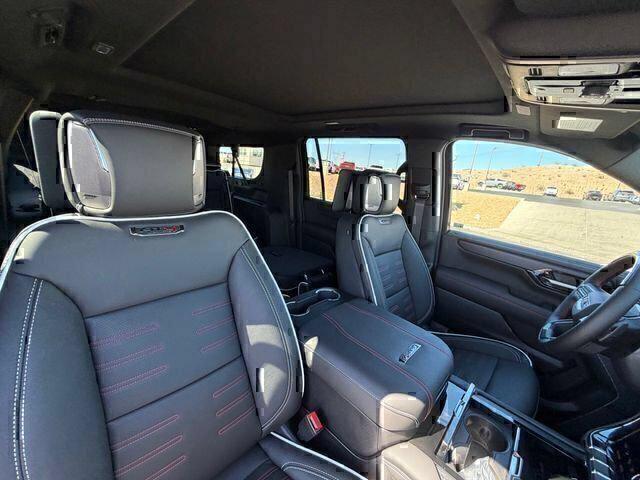 2026 GMC Yukon XL AT4 Ultimate - Photo 16