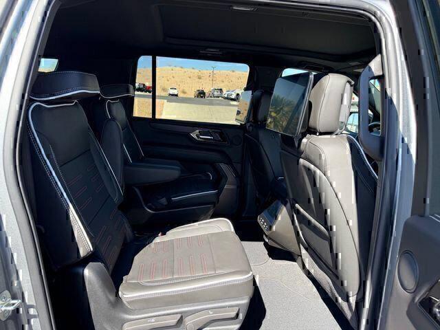 2026 GMC Yukon XL AT4 Ultimate - Photo 17