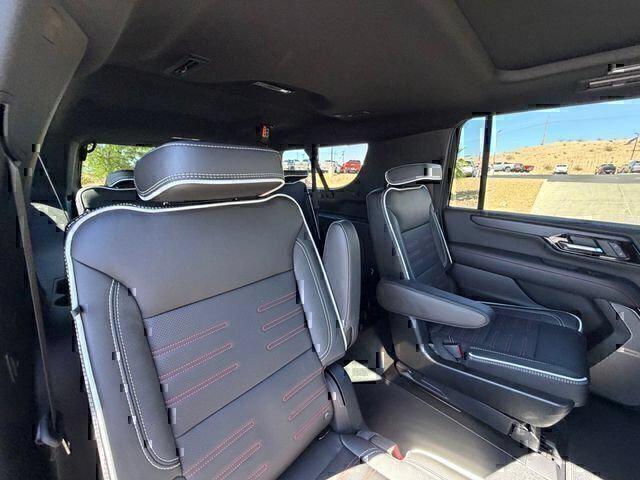 2026 GMC Yukon XL AT4 Ultimate - Photo 18