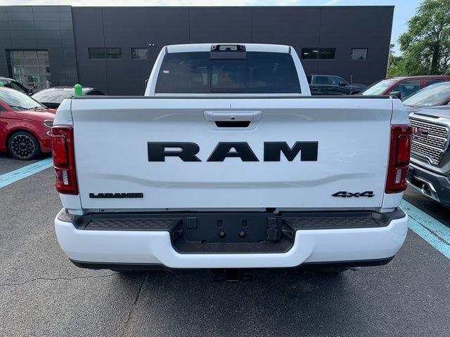 2027 RAM Ram 2500 RAM 2500 LARAMIE CREW CAB 4X4 64 BOX 2027 RAM Ram 2500 RAM 2500 LARAMIE CREW CAB 4X4 64 BOX
