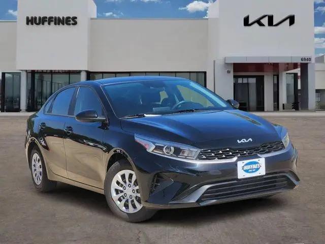 2022 Kia Forte FE for sale in Corinth, TX