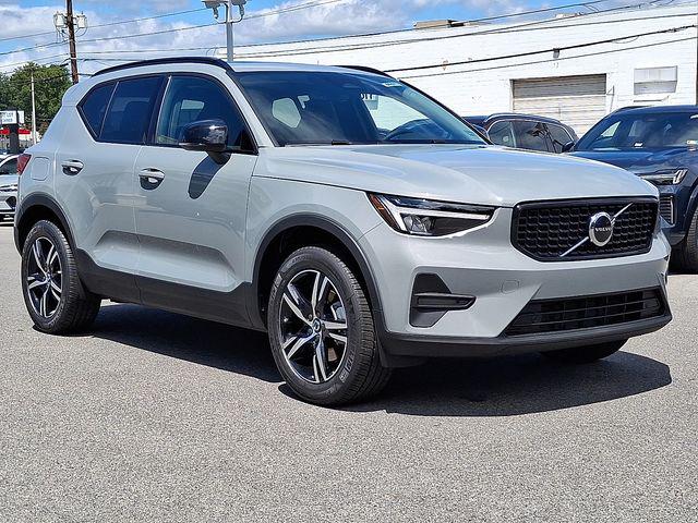 2026 Volvo XC40 Core, B5 AWD Gas (mild hybrid), Dark for sale in Allentown, PA