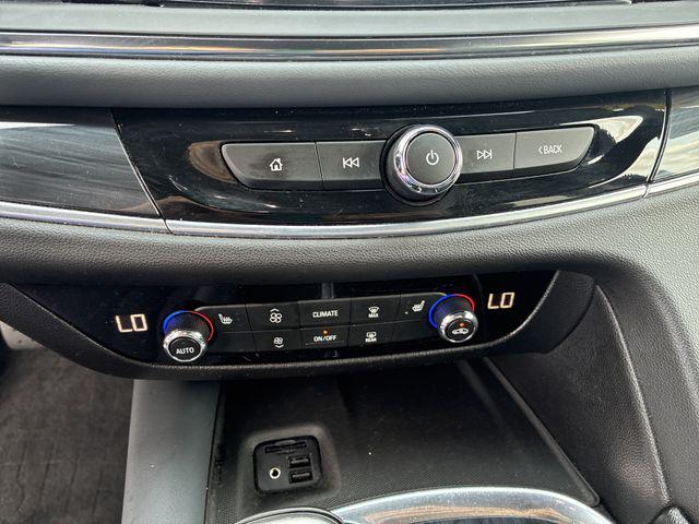 2021 Buick Enclave AWD Essence