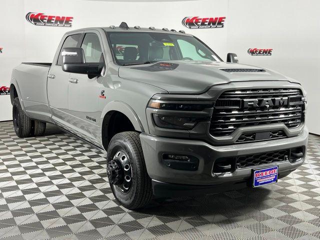 2027 RAM Ram 3500 RAM 3500 LIMITED CREW CAB 4X4 8 BOX 2027 RAM Ram 3500 RAM 3500 LIMITED CREW CAB 4X4 8 BOX