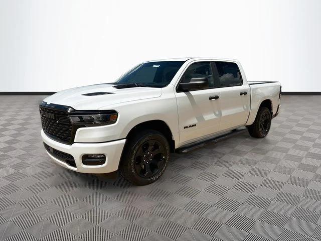 2026 RAM 1500 RAM 1500 EXPRESS CREW CAB 4X4 57 BOX