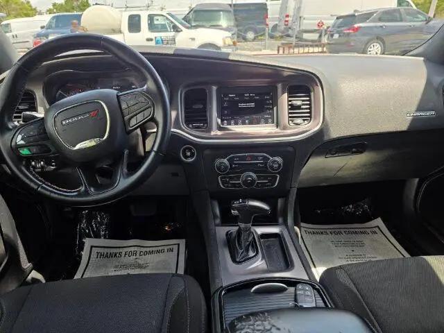 2021 Dodge Charger SXT RWD