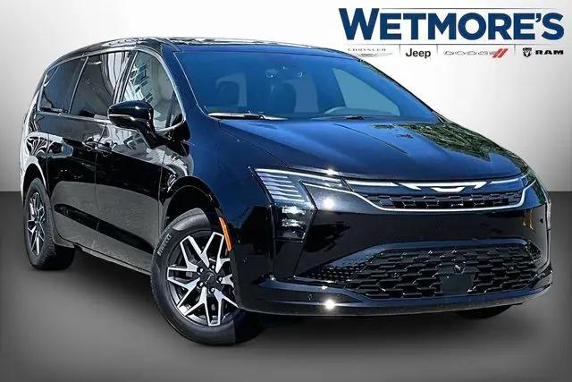 2027 Chrysler Pacifica Limited for sale in New Milford, CT