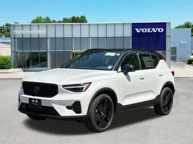 2026 Volvo XC40 Black Edition Ultra, B5 AWD Gas mild hybrid for sale in Wappingers Falls, NY
