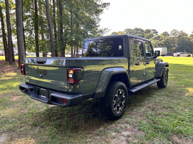 2026 Jeep Gladiator GLADIATOR SAHARA 4X4 2026 Jeep Gladiator GLADIATOR SAHARA 4X4