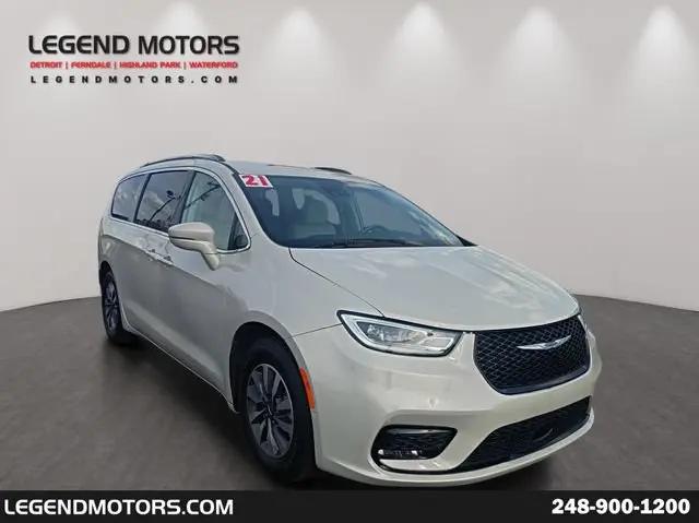 2021 Chrysler Pacifica Touring L