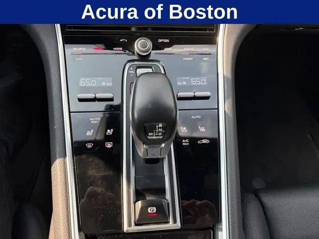 2020 Porsche Panamera Panamera