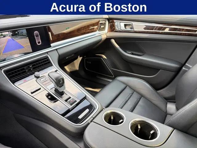 2020 Porsche Panamera Panamera