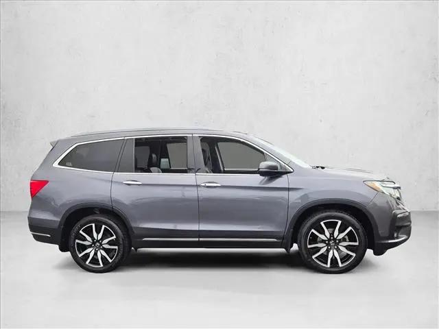 2022 Honda Pilot AWD Touring 7 Passenger