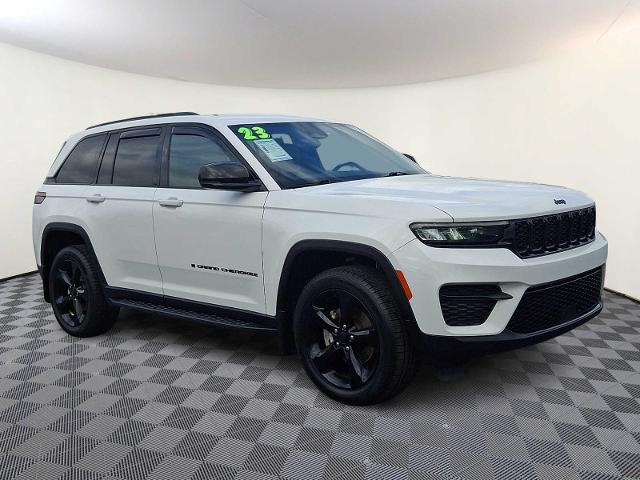 2023 Jeep Grand Cherokee Altitude 4x4 for sale in Somerset, PA