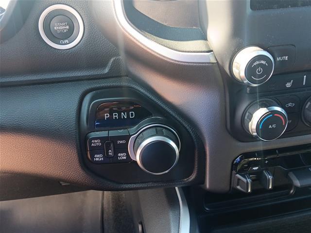 2020 Ram 1500 Big Horn Crew Cab 4x4 5'7" Box