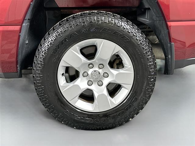 2020 Ram 1500 Big Horn Crew Cab 4x4 5'7" Box