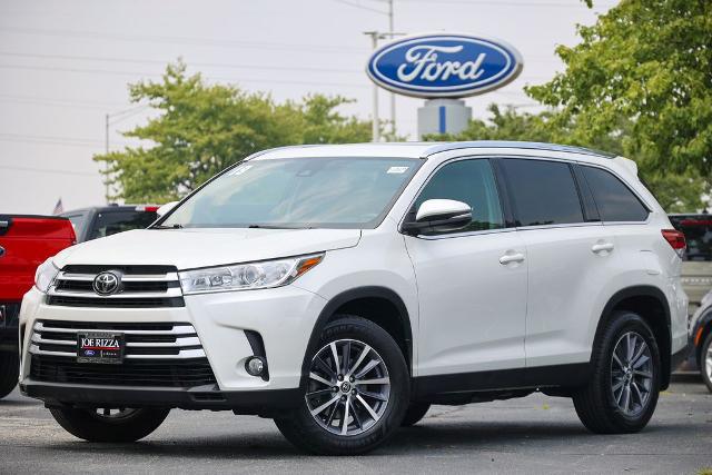 2019 Toyota Highlander XLE for sale in Orland Park, IL