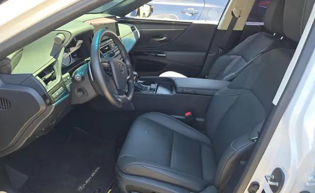 2025 Lexus ES 300h ES 300h