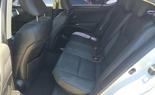 2025 Lexus ES 300h ES 300h
