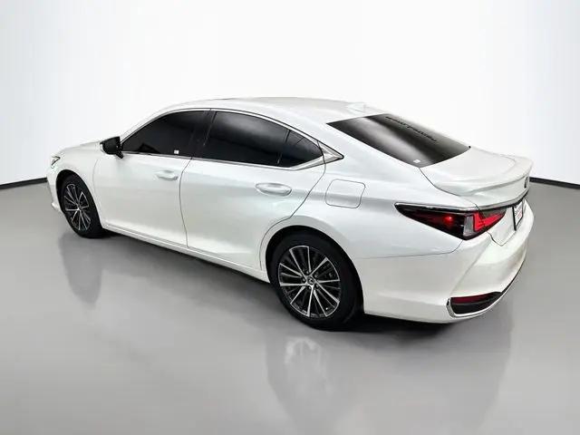 2025 Lexus ES 300h ES 300h