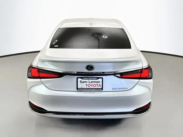 2025 Lexus ES 300h ES 300h