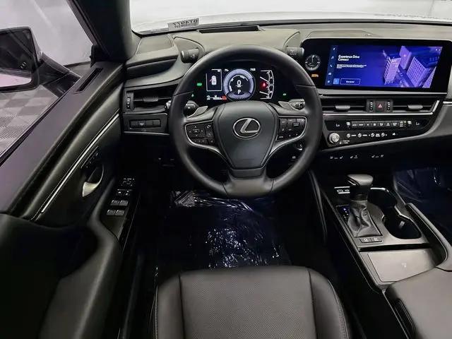2025 Lexus ES 300h ES 300h