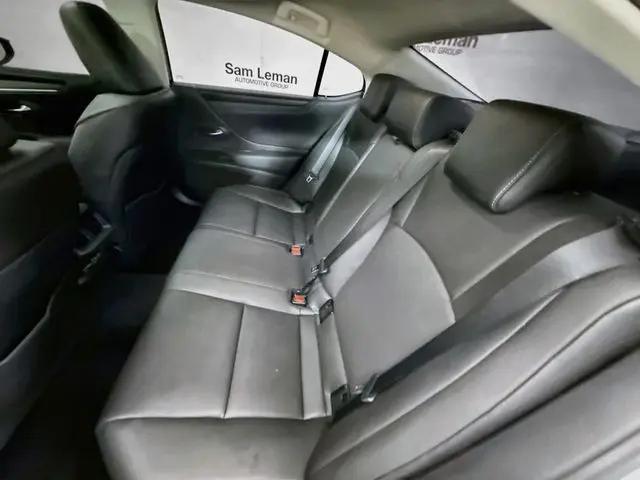 2025 Lexus ES 300h ES 300h