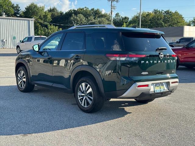 2025 Nissan Pathfinder SL FWD