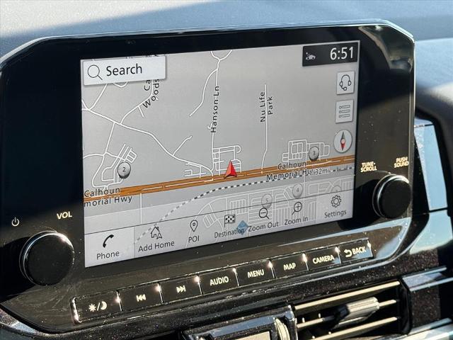 2025 Nissan Pathfinder SL FWD