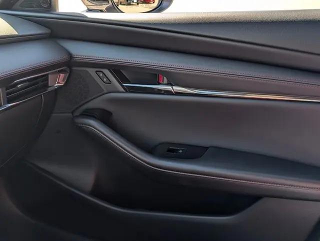 2026 Mazda Mazda3 2.5 S Carbon Edition