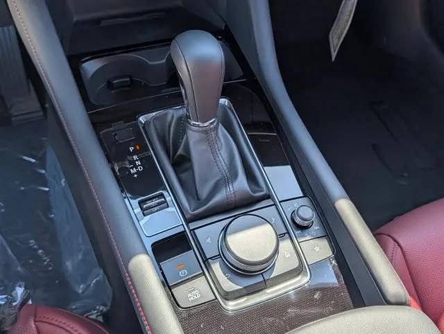 2026 Mazda Mazda3 2.5 S Carbon Edition