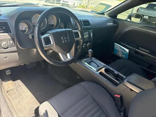 2011 Dodge Challenger Base
