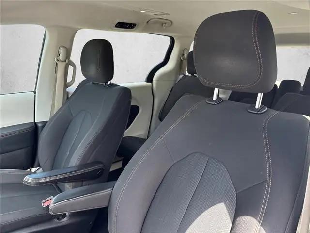 2017 Chrysler Pacifica Touring
