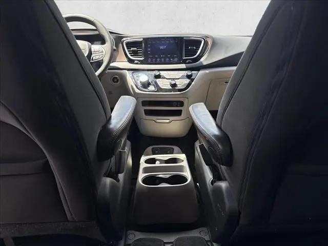 2017 Chrysler Pacifica Touring