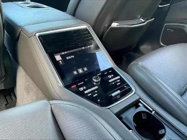 2021 Porsche Panamera Panamera