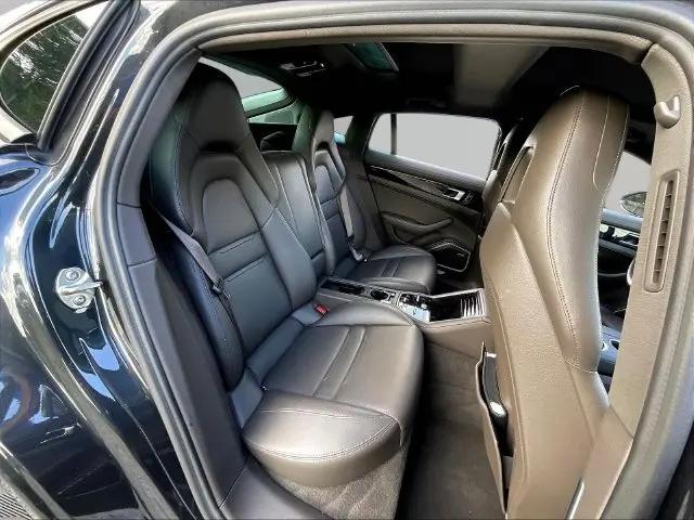 2021 Porsche Panamera Panamera