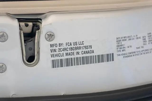 2024 Chrysler Pacifica Touring L