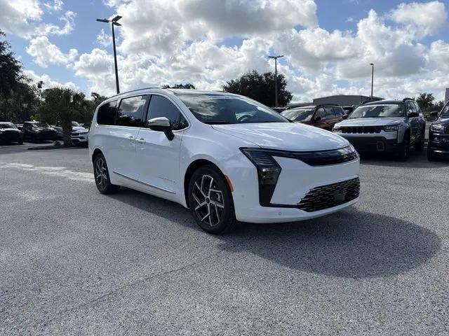 2027 Chrysler Pacifica Pinnacle