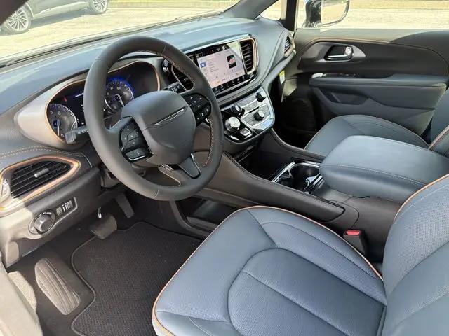 2027 Chrysler Pacifica Pinnacle