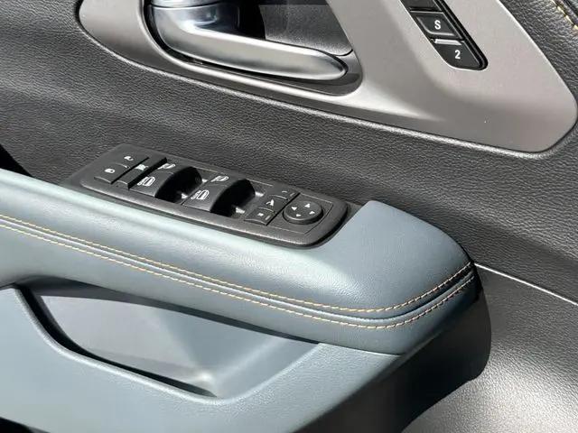 2027 Chrysler Pacifica Pinnacle