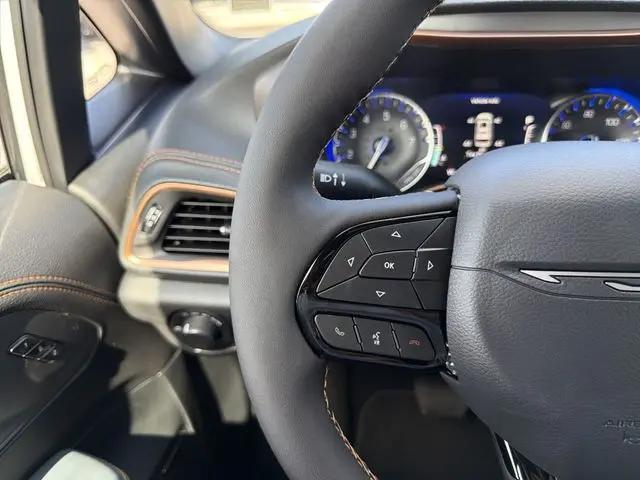 2027 Chrysler Pacifica Pinnacle