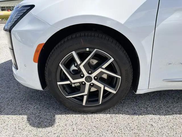 2027 Chrysler Pacifica Pinnacle