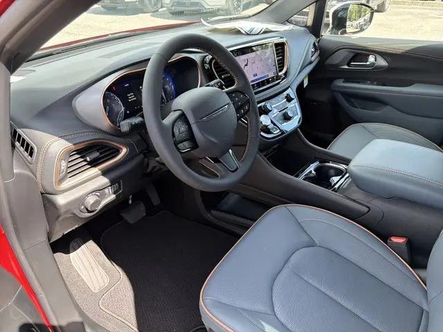 2027 Chrysler Pacifica Pinnacle