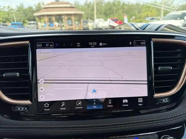 2027 Chrysler Pacifica Pinnacle