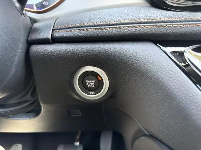 2027 Chrysler Pacifica Pinnacle