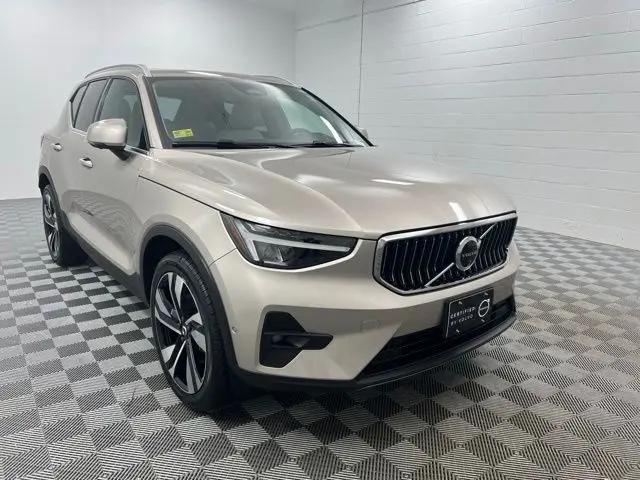 2024 Volvo XC40 B5 Plus Bright Theme for sale in Cranston, RI