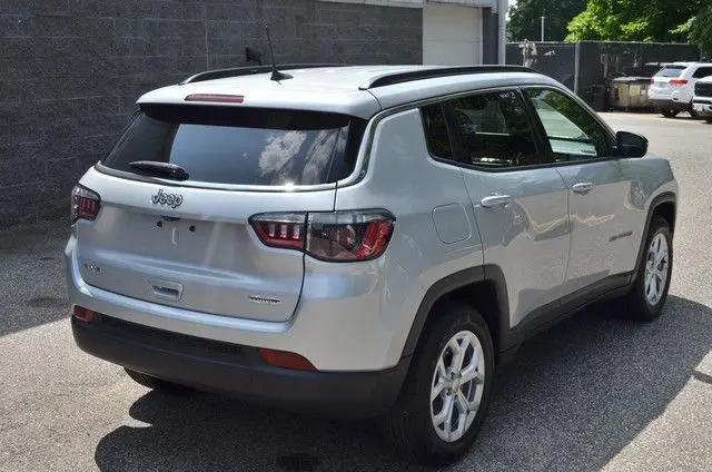 2024 Jeep Compass Latitude 4x4