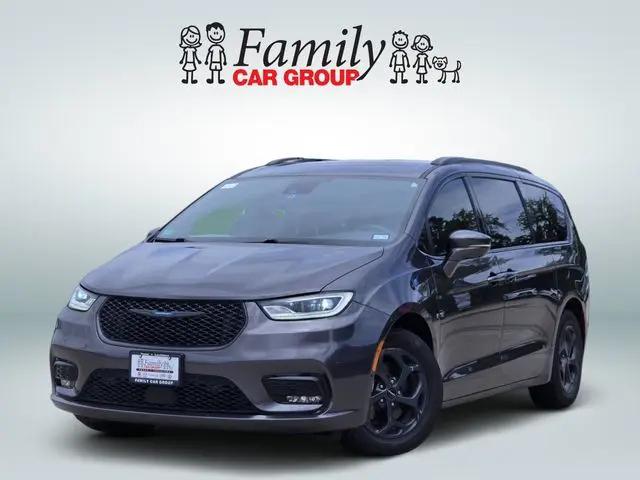 2021 Chrysler Pacifica Hybrid Limited for sale in Burleson, TX