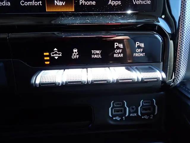 2022 Ram 1500 Limited Crew Cab 4x4 5'7" Box